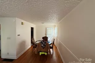 1102 N Justice St, Hendersonville, NC 28791 - Photo 17