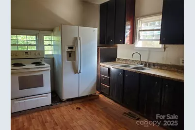 414 S Rowan Avenue, Spencer, NC 28159 - Photo 5