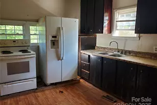 414 S Rowan Ave, Spencer, NC 28159 - Photo 5