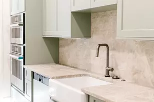 3028 Eastham Ln, Charlotte, NC 28209 - Photo 17