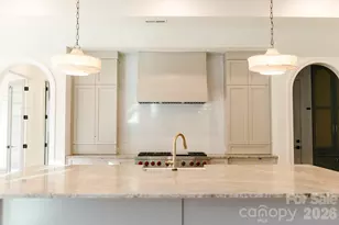 3028 Eastham Ln, Charlotte, NC 28209 - Photo 11