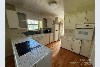 1824 Chrosaro Place #15, Lenoir, NC 28645 - Photo 5