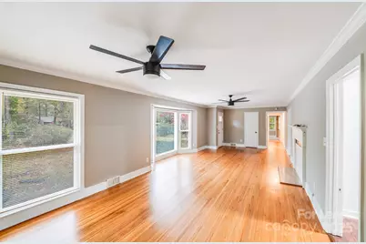 5600 Riviere Drive, Charlotte, NC 28211 - Photo 13