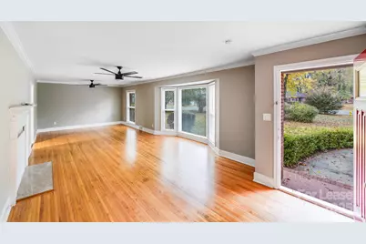 5600 Riviere Drive, Charlotte, NC 28211 - Photo 7