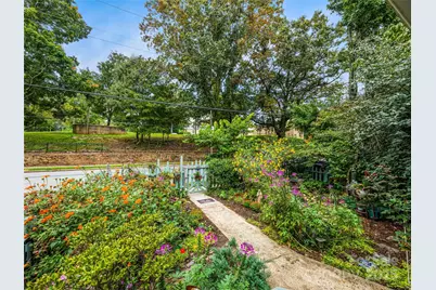 138 S French Broad Avenue, Asheville, NC 28801 - Photo 35