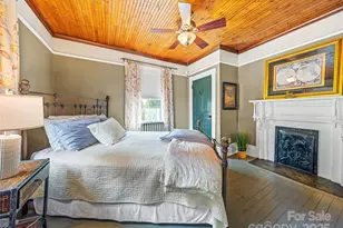 138 S French Broad Ave, Asheville, NC 28801 - Photo 17