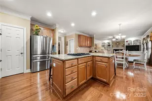 304 Inland Cove Ct, Lake Wylie, SC 29710 - Photo 17