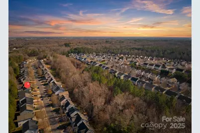 16035 Long Talon Way, Charlotte, NC 28278 - Photo 5