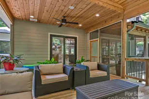 105 Blackberry Ln, Fairview, NC 28730 - Photo 15