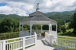 208 Parrish Farm Rd, Waynesville, NC 28786 - Photo 39