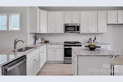 4424 Moxie Way, Charlotte, NC 28215 - Photo 3