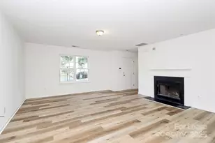 1215 McAllister Dr, Charlotte, NC 28216 - Photo 7