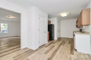 1215 McAllister Dr, Charlotte, NC 28216 - Photo 11