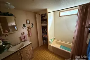 642 Darby St SE, Bolivia, NC 28422 - Photo 17