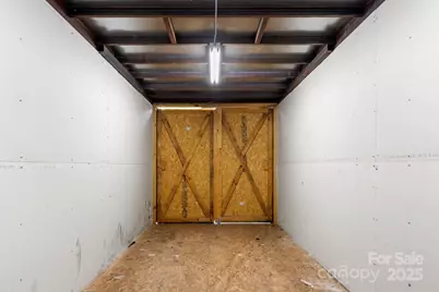 320 S Oakwood Drive, Statesville, NC 28677 - Photo 35