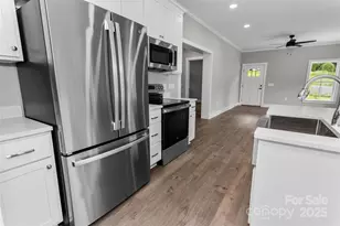 124 Orchard St, Old Fort, NC 28762 - Photo 5