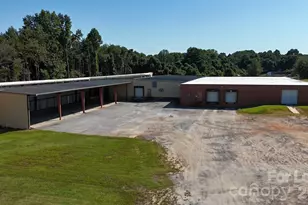 1120 1st St W, Conover, NC 28613 - Photo 1