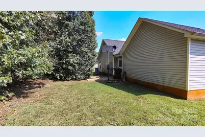 160 Tarrington Drive, Statesville, NC 28625 - Photo 19