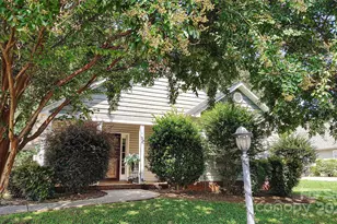 160 Tarrington Dr, Statesville, NC 28625 - Photo 5