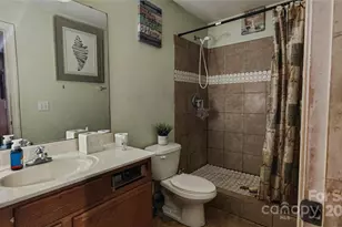 160 Tarrington Dr, Statesville, NC 28625 - Photo 17