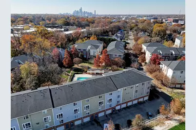 3959 Picasso Court, Charlotte, NC 28205 - Photo 3