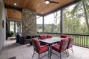 422 Ascension Vly, Horse Shoe, NC 28742 - Photo 21