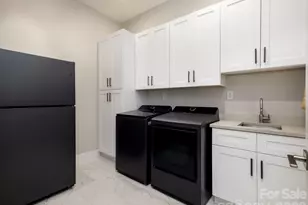 422 Ascension Vly, Horse Shoe, NC 28742 - Photo 35