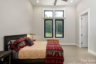 422 Ascension Vly, Horse Shoe, NC 28742 - Photo 31