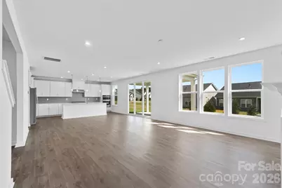 7120 Wayfarer Drive, Charlotte, NC 28269 - Photo 9