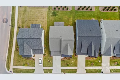 7120 Wayfarer Drive, Charlotte, NC 28269 - Photo 5