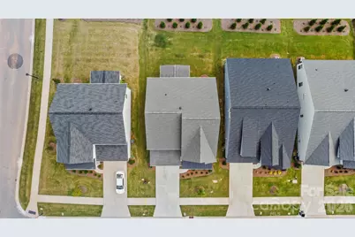 7120 Wayfarer Drive, Charlotte, NC 28269 - Photo 5