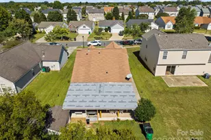 10026 Orchard Grass Ct, Charlotte, NC 28278 - Photo 5