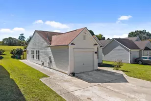 10026 Orchard Grass Ct, Charlotte, NC 28278 - Photo 3