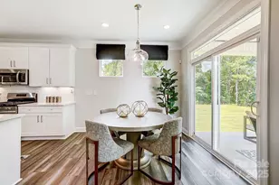 8615 Frank Grier Rd, Charlotte, NC 28215 - Photo 15