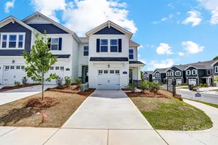 331 Laura Elizabeth Ln, Clover, SC 29710 - Photo 3