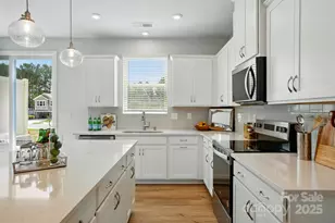 331 Laura Elizabeth Ln, Clover, SC 29710 - Photo 9