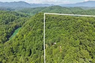 139 Forest Hills Rd, Bryson City, NC 28713 - Photo 11