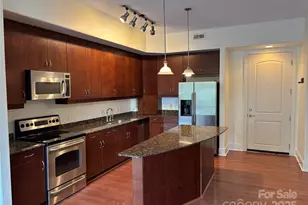 4620 Piedmont Row Dr, Charlotte, NC 28210 - Photo 7