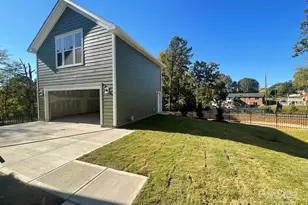 4044 Grommet Ct, Matthews, NC 28105 - Photo 3