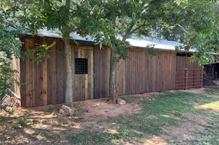 1301 Double Springs Church Rd, Shelby, NC 28150 - Photo 11