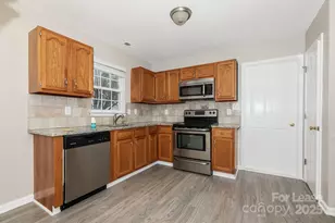 7009 Gatwick Ln, Matthews, NC 28104 - Photo 7