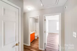 836 Almora Dr, Charlotte, NC 28216 - Photo 21