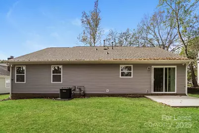 8217 Meadowdale Lane, Charlotte, NC 28227 - Photo 15