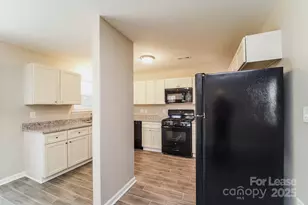 8217 Meadowdale Ln, Charlotte, NC 28227 - Photo 7