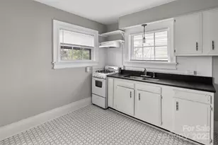 15 Grindstaff Dr, Asheville, NC 28803 - Photo 9