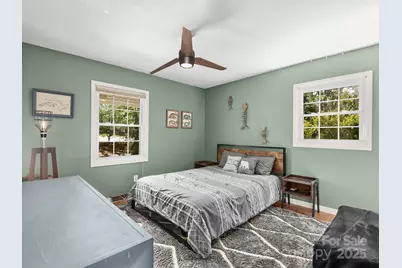 22 Waters Road, Asheville, NC 28805 - Photo 15