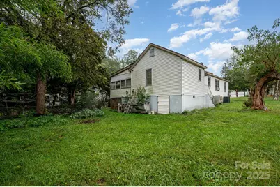 2428 Booker Avenue, Charlotte, NC 28216 - Photo 5