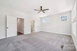 423 Coxe Ave, Charlotte, NC 28208 - Photo 17