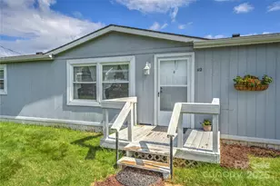 112 Melody St, Clyde, NC 28721 - Photo 3