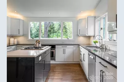 5 Busbee Road, Asheville, NC 28803 - Photo 11